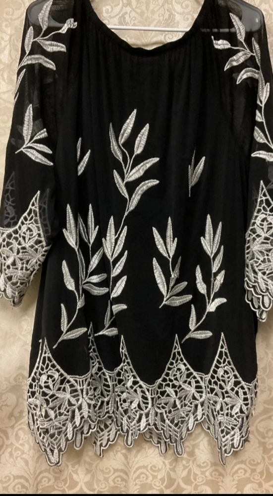 1x Elegant Blouse Dark Blue and Silver